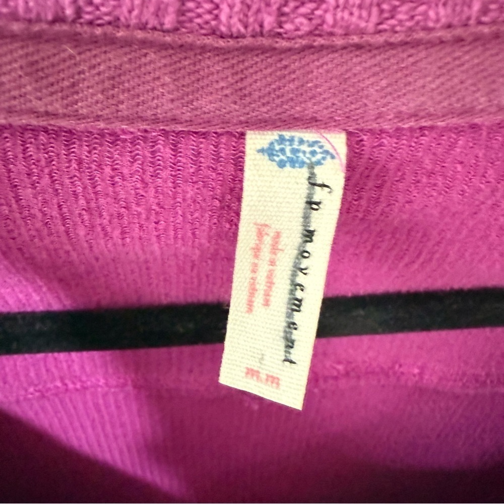 FREE PEOPLE FP MOVEMENT MAGENTA BACK TO ME LAYER CROPPED HENLEY SHIRT TOP S - Picture 5 of 8